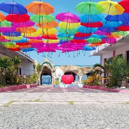 Belle'S Beach Resort Bolinao Esterno foto